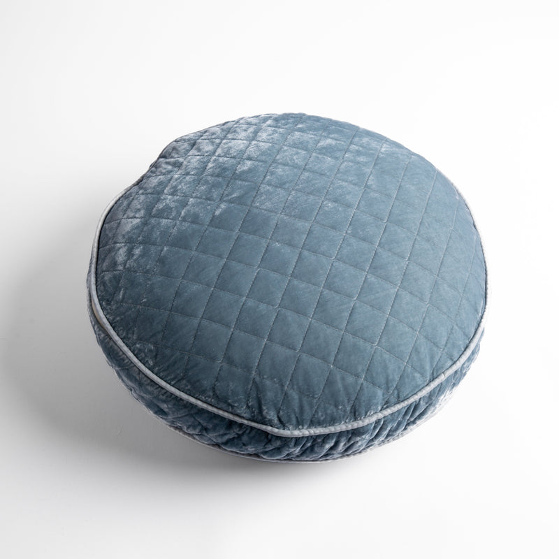 Round Pillows